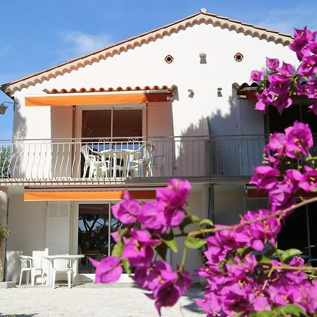 Location Corsica Apartment Cavalaire-sur-Mer Exterior photo