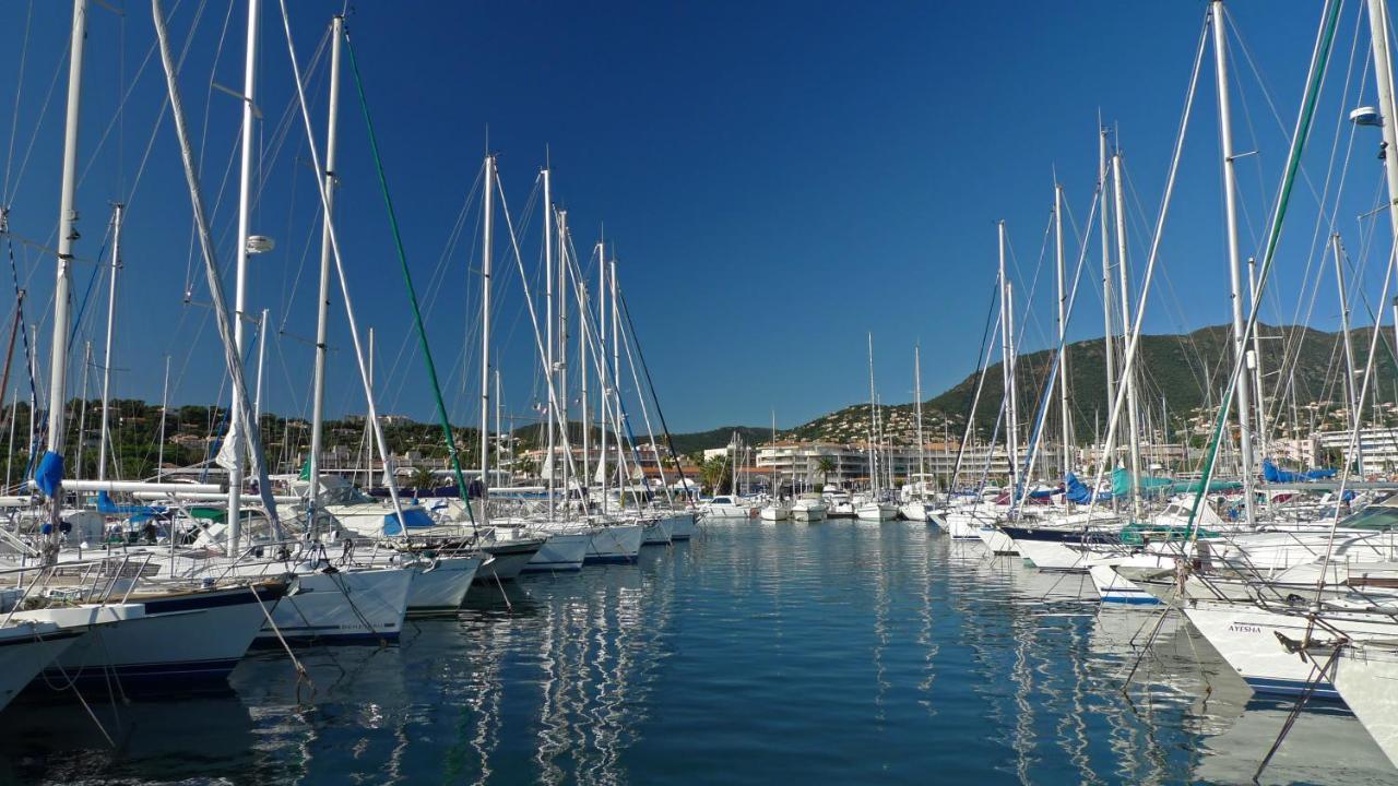 Location Corsica Apartment Cavalaire-sur-Mer Exterior photo